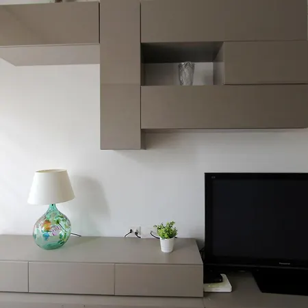 Casa Vik, Comoda Al Centro Desenzano del Garda